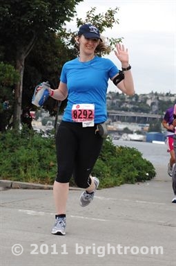 Bahahahahha. This pic is the reason I don't wave at photographers anymore. I was also 20 pounds heavier here (See Jane Run half 2011)